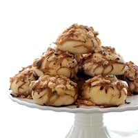 Dinner Rolls with Onion & Gorgonzola